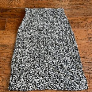 American Eagle Cheetah Midi skirt